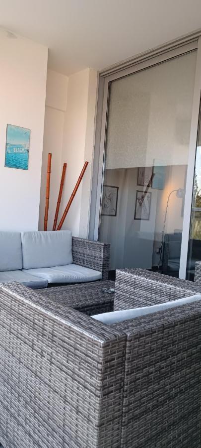 Dezo Luxury Town Apartment Larnaka Exterior foto
